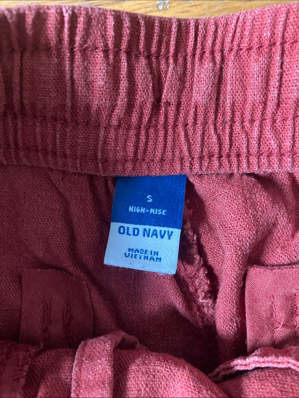 Old Navy high rise linen shorts - Picture 3 of 4